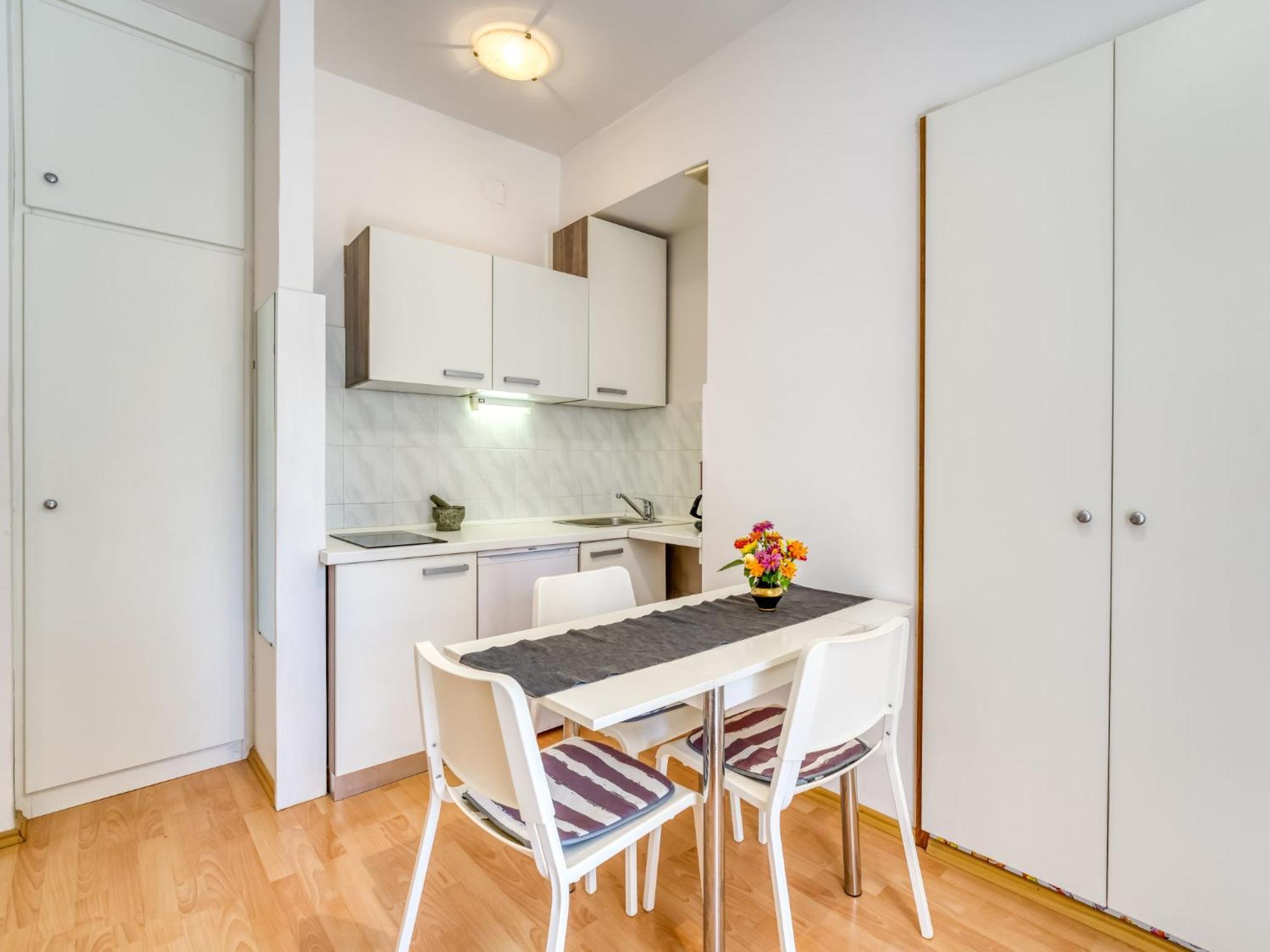Apartment Emil By Interhome Lovran Eksteriør bilde